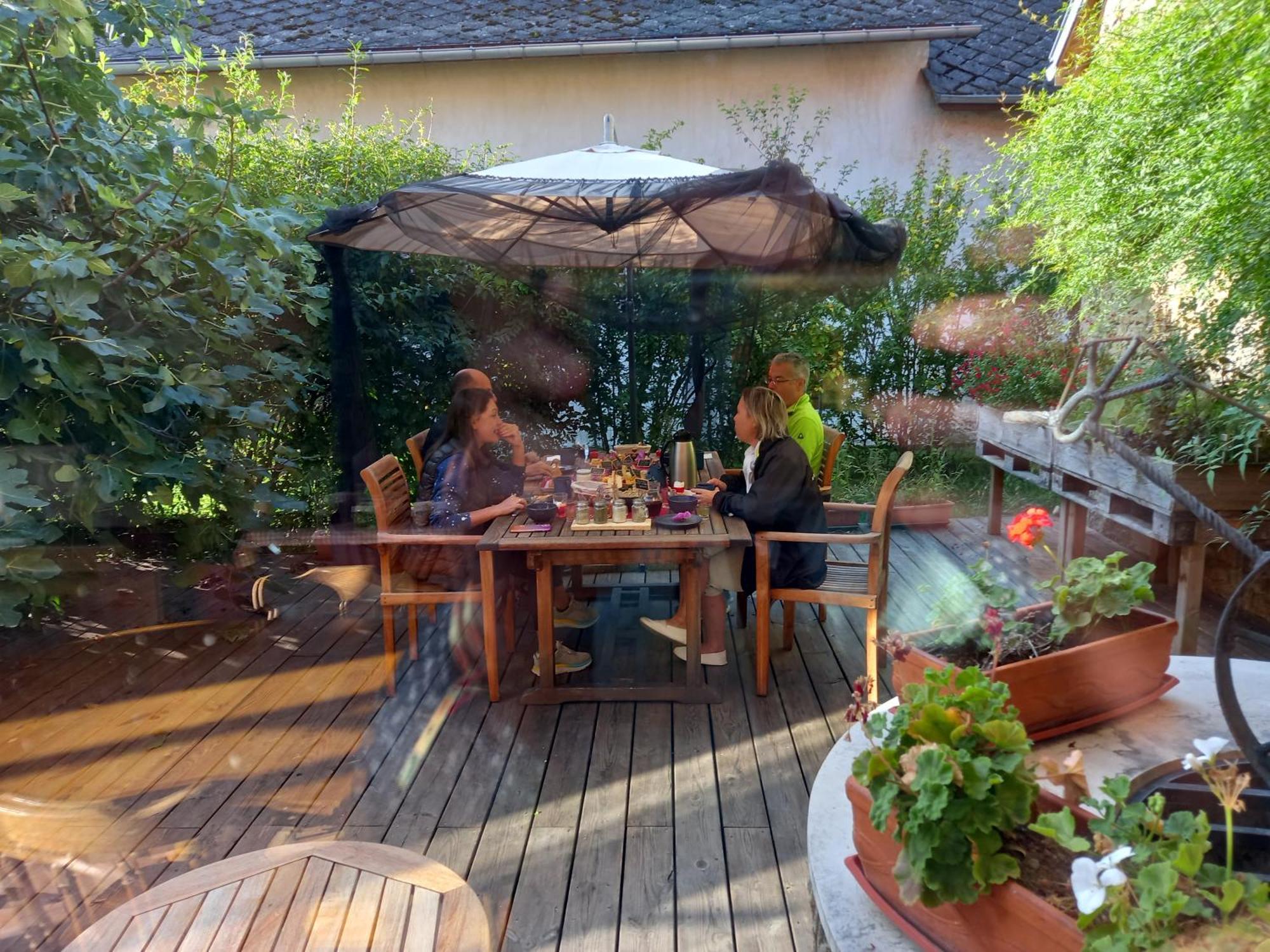 Valreley, Chambres Et Table D'Hotes Eco-Friendly Avec Bain Nordique Au Sud Du Massif Du Jura Champagne-en-Valromey ภายนอก รูปภาพ