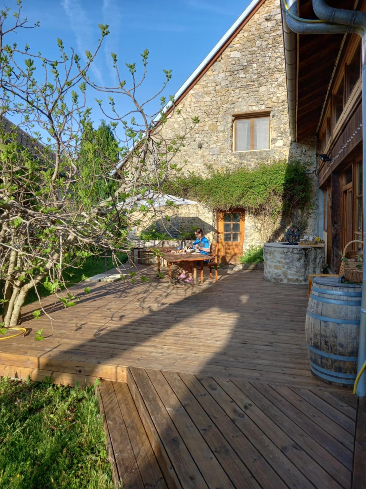 Valreley, Chambres Et Table D'Hotes Eco-Friendly Avec Bain Nordique Au Sud Du Massif Du Jura Champagne-en-Valromey ภายนอก รูปภาพ